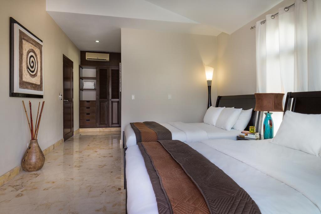 Paseo Luxury Suites Playa del Carmen Zimmer foto